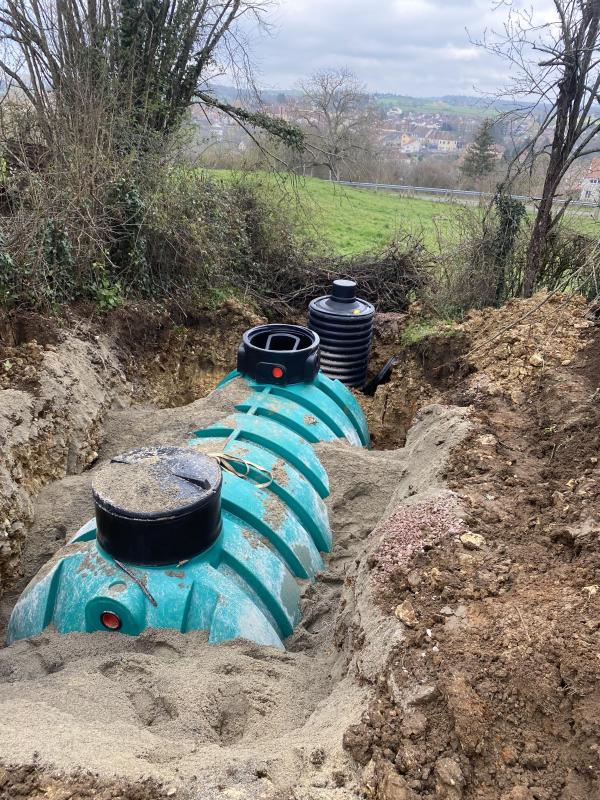 FOURNITURE ET POSE D'UNE CUVE DE 10 000L POUR RECUPERATION EAUX DE PLUIE